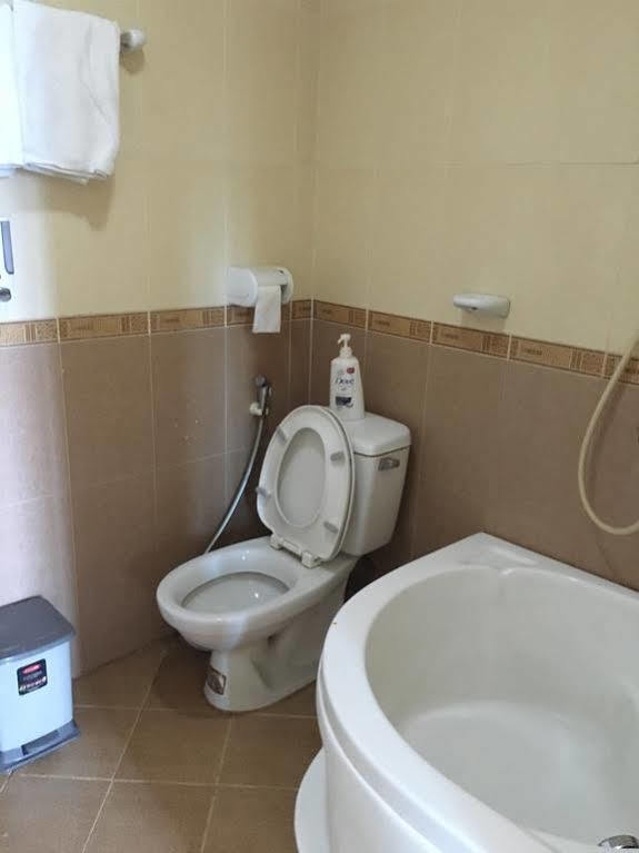 Saigon Pearl Pham Hung 2* Hanoi